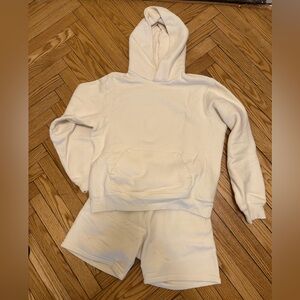 Madhappy Sweatshirt and Shorts - Sweatsuit